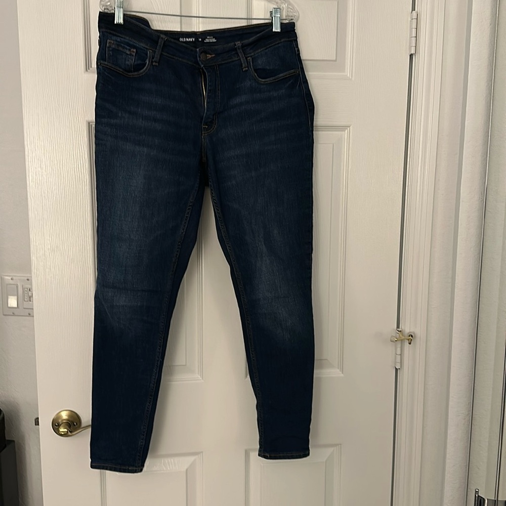 Old Navy Mid Rise Rockstar Super Skinny Jeans